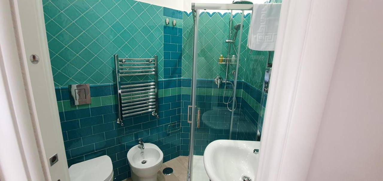 Dimora Costantino Bed & Breakfast Napoli Ngoại thất bức ảnh