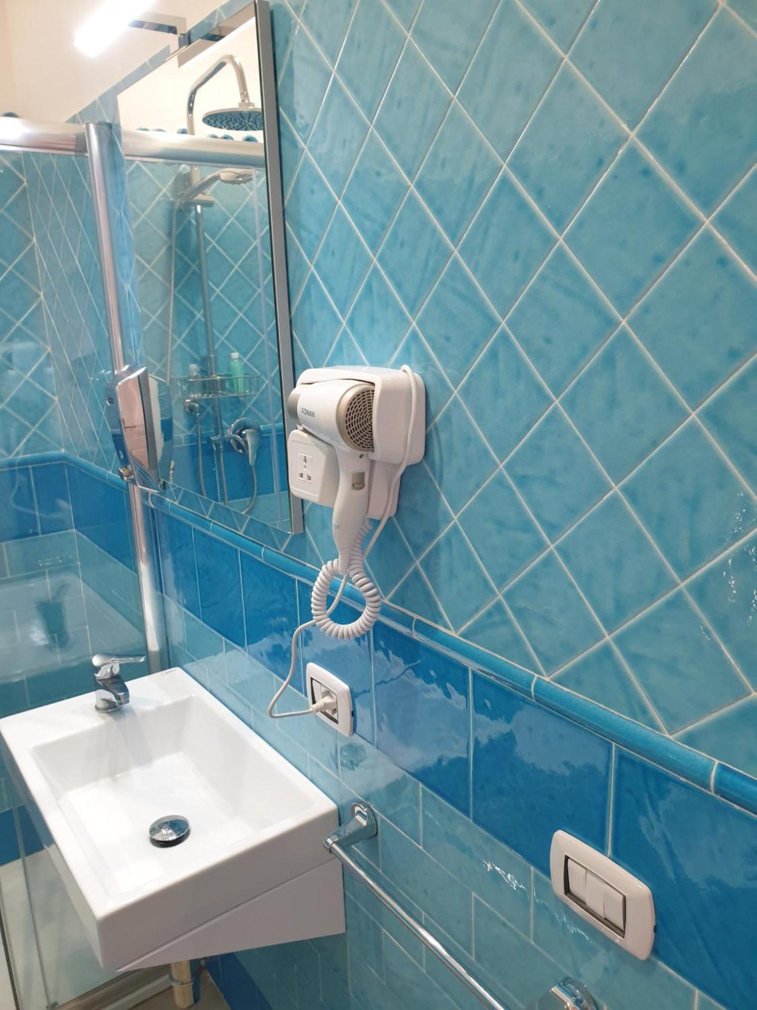 Dimora Costantino Bed & Breakfast Napoli Phòng bức ảnh